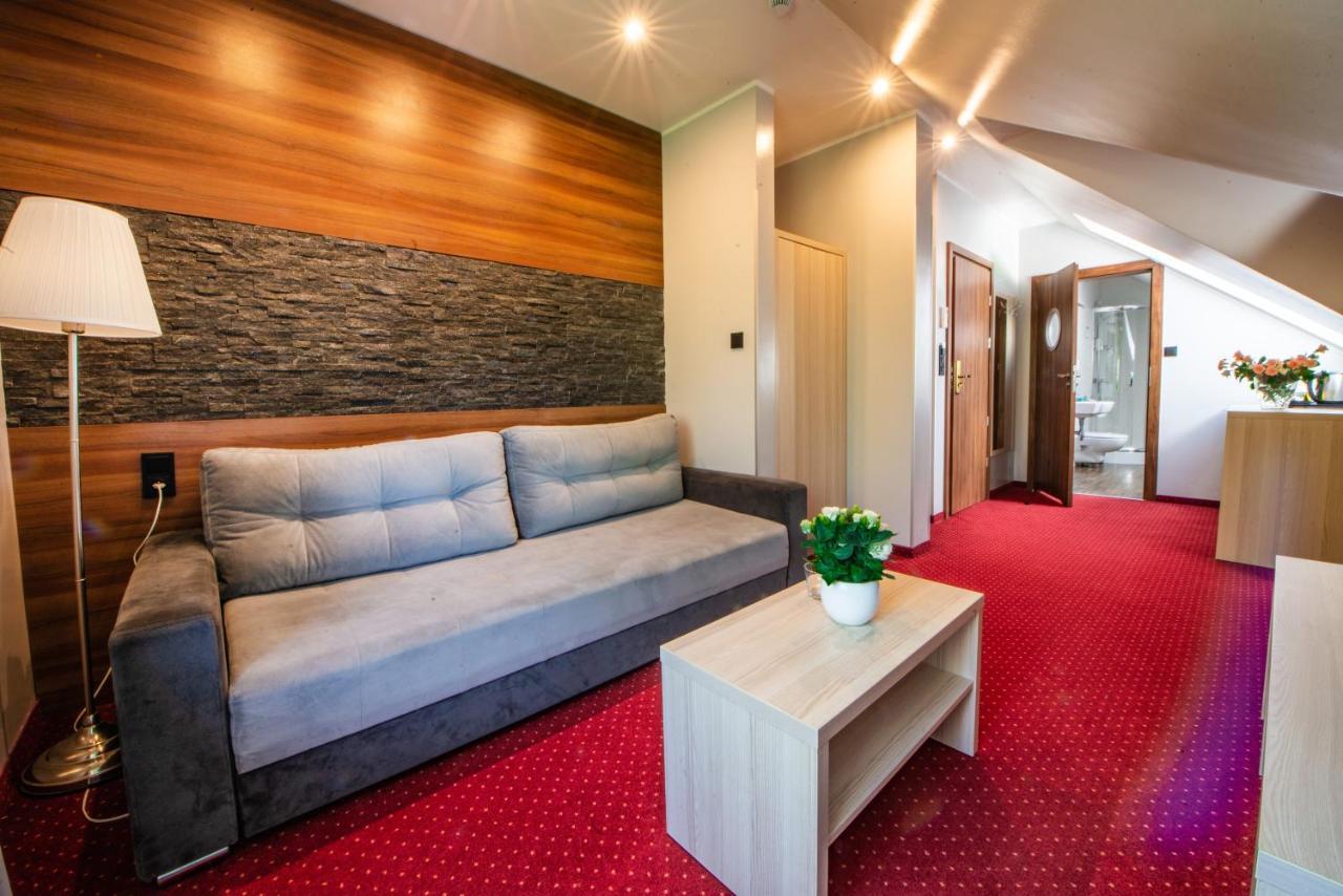 Hotel Nadmorski Łeba Extérieur photo